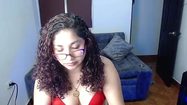 Gia Dior online show from 01/11/26, 01:21