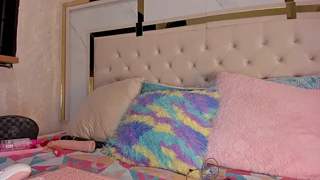 mia vy online show from 01/18/26, 07:06