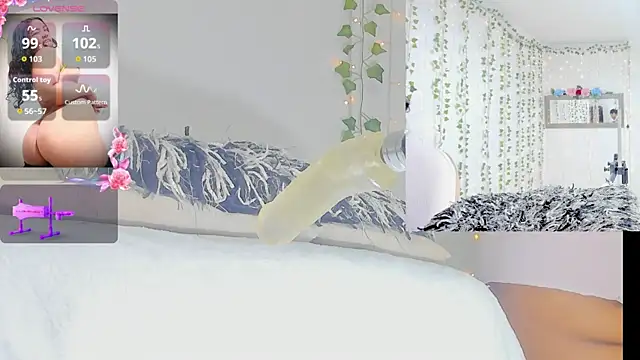 Ashley  Jones   online show from 05/01/26, 09:03