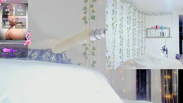 Ashley  Jones   online show from 05/05/26, 09:06