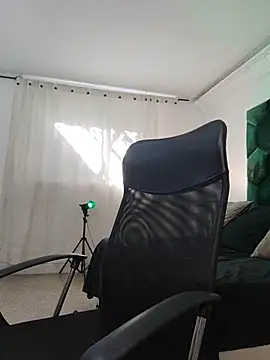 Snapshot of AllexJacob chatting on 05/07/26, 01:16 AllexJacob online show from 05/07/26, 01:16