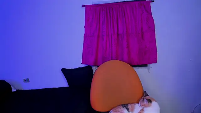 Shairaclark  online show from 10/08/25, 10:18