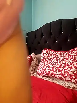 Snapshot of gabii_hardy chatting on 11/26/25, 06:42 gabii hardy online show from 11/26/25, 06:42