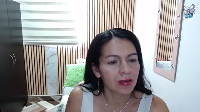 camilavargas  online show from 04/28/26, 03:17