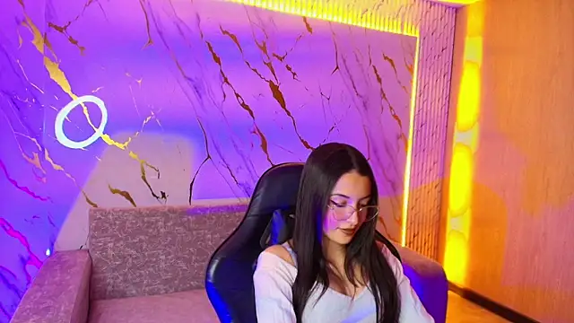 sophiadoll tf online show from 09/23/25, 08:01