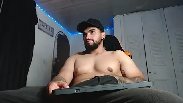 Chrys harris77 online show from 10/08/25, 07:33