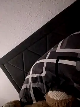 jujuistda1 online show from 11/09/25, 06:23