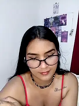 Snapshot of Renata_Zoe chatting on 10/07/25, 02:09 Renata Zoe online show from 10/07/25, 02:09