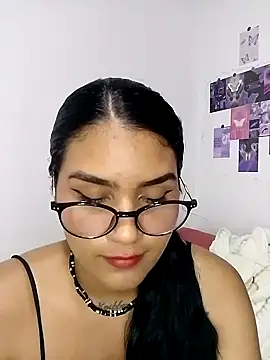 Snapshot of Renata_Zoe chatting on 10/11/25, 02:33 Renata Zoe online show from 10/11/25, 02:33