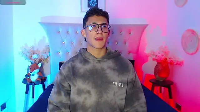 SalvadorFit online show from 11/06/25, 08:32