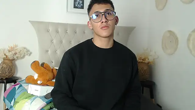 SalvadorFit online show from 11/26/25, 08:43