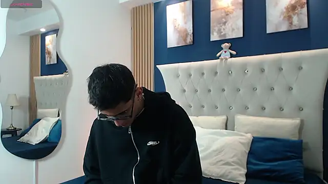 SalvadorFit online show from 03/23/26, 08:13