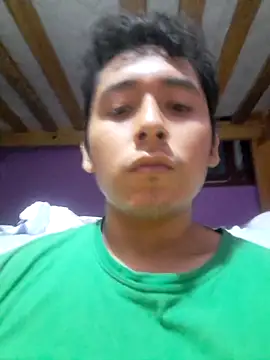 Snapshot of latinbigcock1_ chatting on 03/01/26, 04:25 latinbigcock1 online show from 03/01/26, 04:25