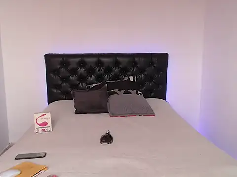 Lunadool online show from 03/26/26, 02:11