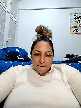 Lunita86 online show from 04/16/26, 02:01