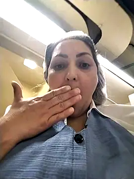 Lunita86 online show from 04/19/26, 07:16