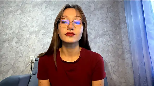 Snapshot of SetsukoBuddemeyer chatting on 10/07/25, 08:22 SetsukoBuddemeyer online show from 10/07/25, 08:22