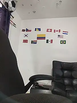 LucyDiamonds1 online show from 06/27/26, 12:22