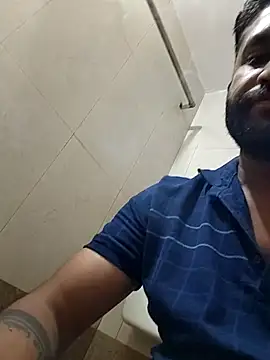 Manoj kar123 online show from 09/18/25, 06:48