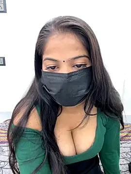 Rihana 01 online show from 11/11/25, 10:04