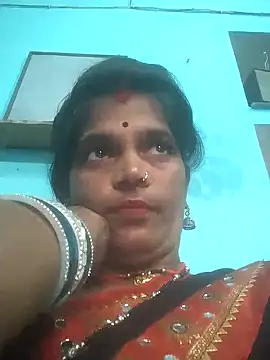 Snapshot of Hott_cutgirl chatting on 09/28/25, 12:32 Hott cutgirl online show from 09/28/25, 12:32