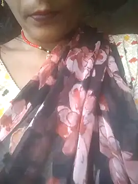 Snapshot of Hott_cutgirl chatting on 10/15/25, 09:09 Hott cutgirl online show from 10/15/25, 09:09