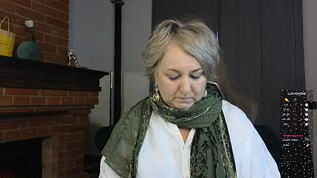 Marta Wils online show from 10/04/25, 01:25