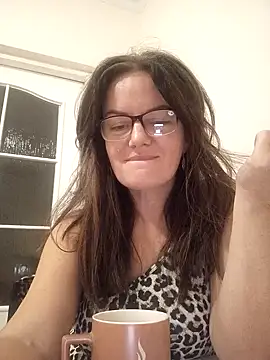 ValeriaLove43211 online show from 10/05/25, 06:50