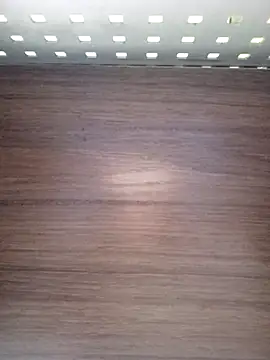 ValeriaLove43211 online show from 04/24/26, 11:45