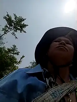 callistra online show from 04/06/26, 05:08