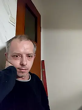 szajbusek41 online show from 01/14/26, 03:01