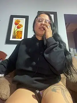 Rouus14 online show from 10/15/25, 10:04