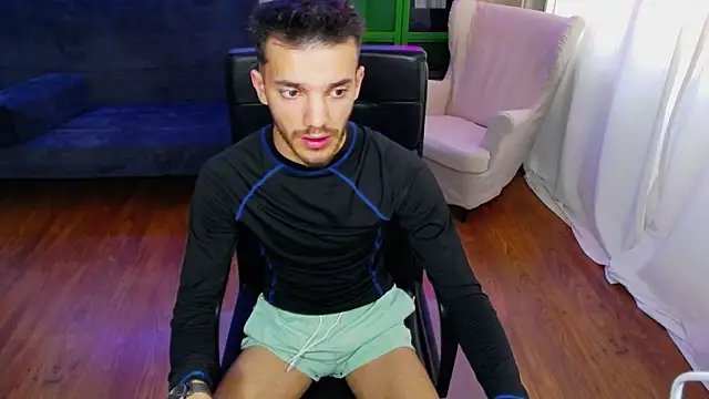 DominicValente online show from 10/21/25, 08:59