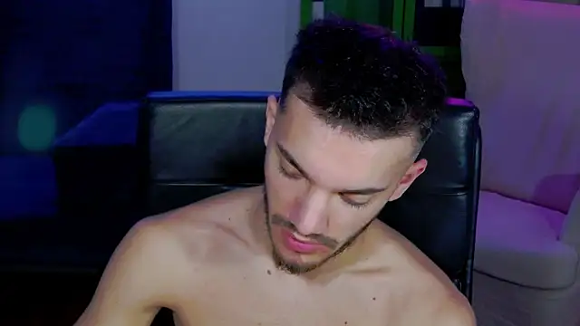 DominicValente online show from 11/08/25, 04:29