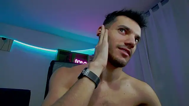 DominicValente online show from 11/20/25, 07:13