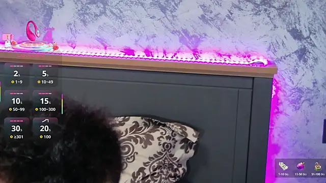 DominicValente online show from 11/25/25, 03:45