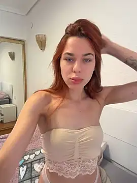MollyXoXo online show from 05/27/26, 12:02