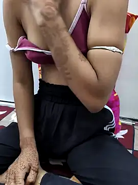 sassyishhu76 online show from 10/25/25, 05:04