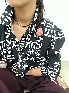 sassyishhu76 online show from 03/24/26, 08:52