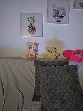 Suzanelee1 online show from 10/04/25, 03:37