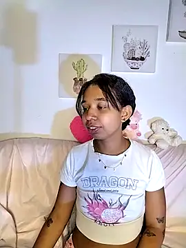 Suzanelee1 online show from 10/08/25, 03:15