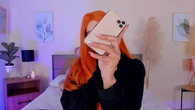 SofiaClarkson online show from 12/02/25, 12:54