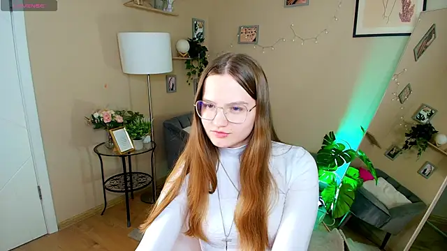 Snapshot of Evii_Stich chatting on 09/25/25, 07:17 Evii Stich online show from 09/25/25, 07:17