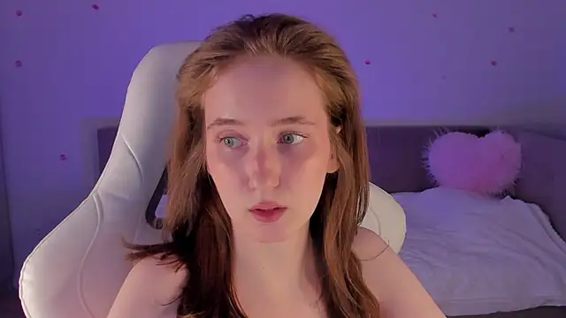 CrystalSoul  online show from 10/15/25, 09:48