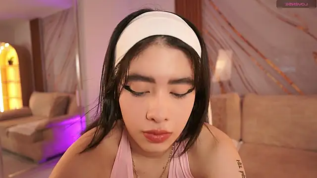 BillieBrownn online show from 04/24/26, 07:05