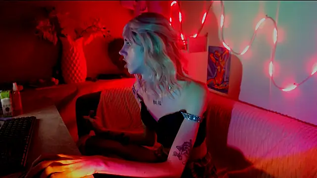 AlexNaughty14 online show from 10/19/25, 08:26