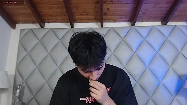 Snapshot of Clement_Reyes chatting on 11/02/25, 01:13 Clement Reyes online show from 11/02/25, 01:13