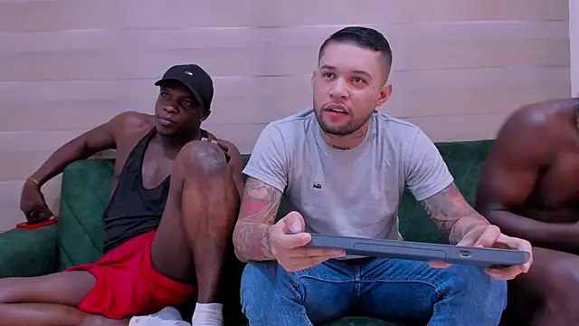 wish friends online show from 10/18/25, 02:07