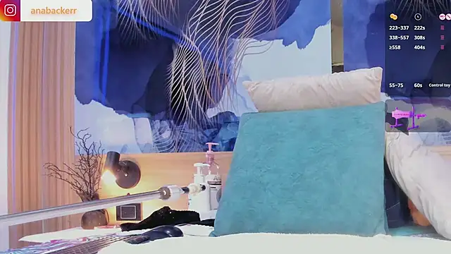 Anabacker01 online show from 02/05/26, 07:18