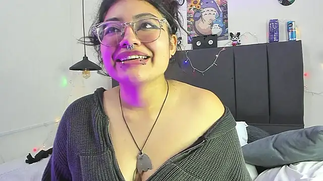 Snapshot of SabrinaV_ chatting on 02/21/26, 11:39 SabrinaV online show from 02/21/26, 11:39